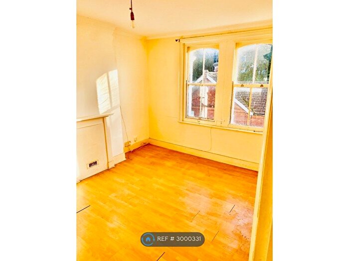 1 Bedroom Flat To Rent In Kenilworth Road, St. Leonards-On-Sea, TN38