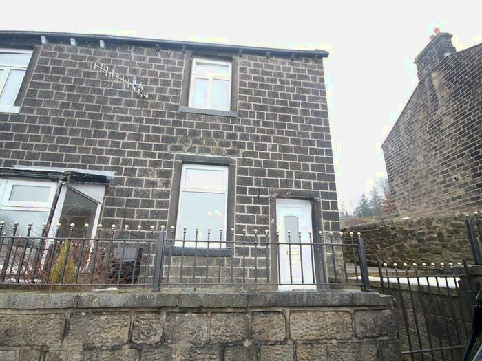 2 Bedroom End Of Terrace House To Rent In Winewall Lane, Winewall, BB8