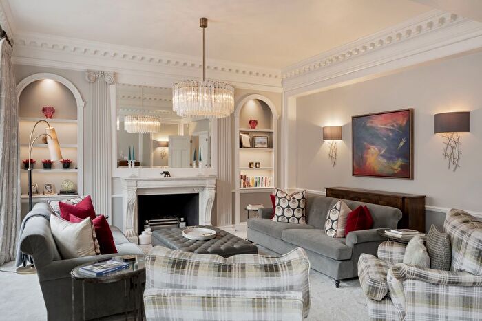 3 Bedroom Flat For Sale In Mount Street, Mayfair, W1K