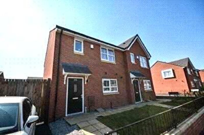 3 Bedroom Semi-Detached House To Rent In Darley Avenue, Chorlton, Manchester, M21