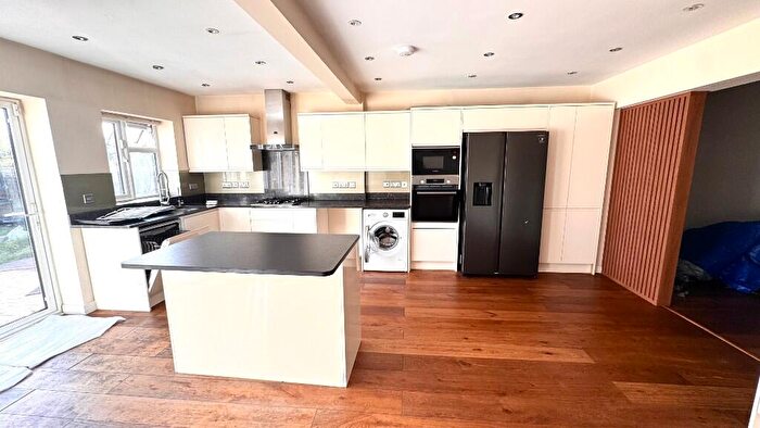 4 Bedroom Terraced House To Rent In Church Road, Bexleyheath, Kent, DA7