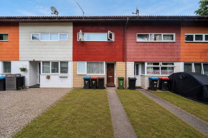 3 Bedroom Terraced House For Sale In Sunningdale Way, Bletchley, Milton Keynes, MK3
