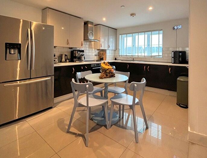 3 Bedroom Property To Rent In St. Leonards On Sea, East Sussex, TN38