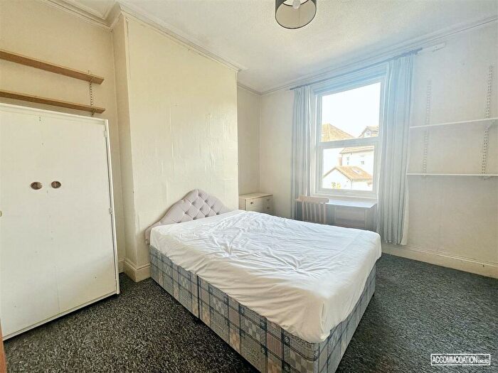 8 Bedroom Detached House To Rent In Cranbrook Road, Bristol, BS6