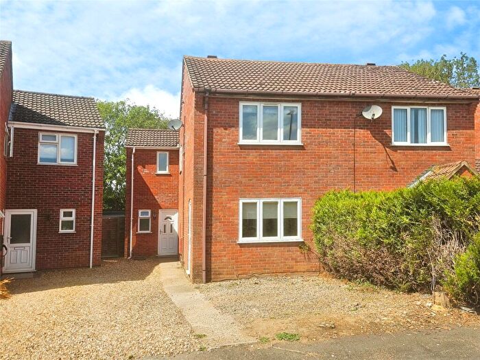 3 Bedroom Semi-Detached House For Sale In Barley Way, Attleborough, Norfolk, NR17