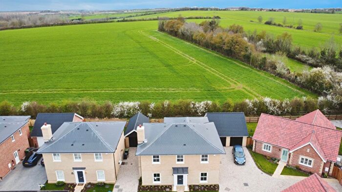 4 Bedroom Detached House For Sale In Weavers Way, Clare, Sudbury, CO10