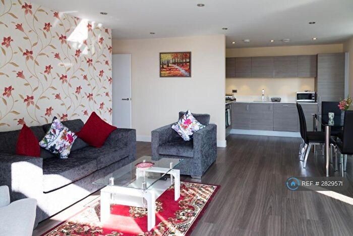 2 Bedroom Penthouse To Rent In Mill Park, Cambridge, CB1