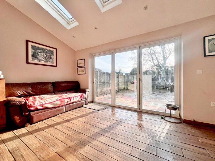 3 Bedroom Semi-Detached House For Sale In Washford Farm Road, Kingsnorth, Ashford, TN23