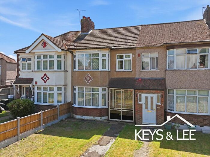 3 Bedroom Terraced House To Rent In Rush Green Road, Romford, RM7