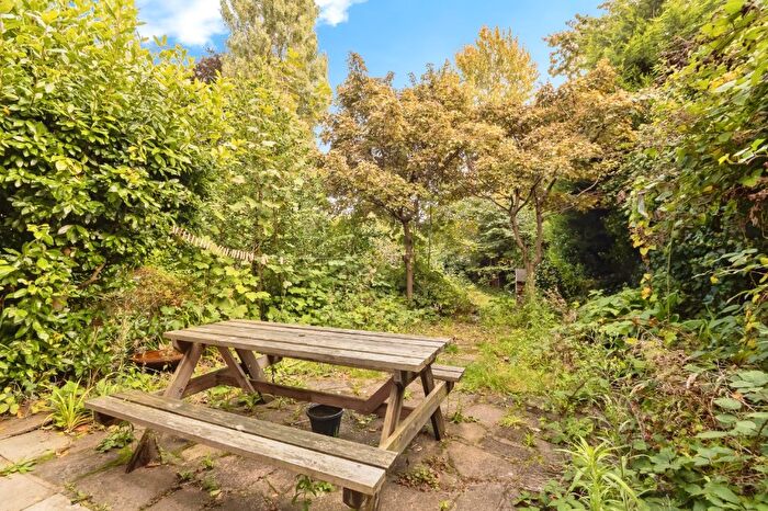 2 Bedroom Apartment To Rent In Villa Road, NG3