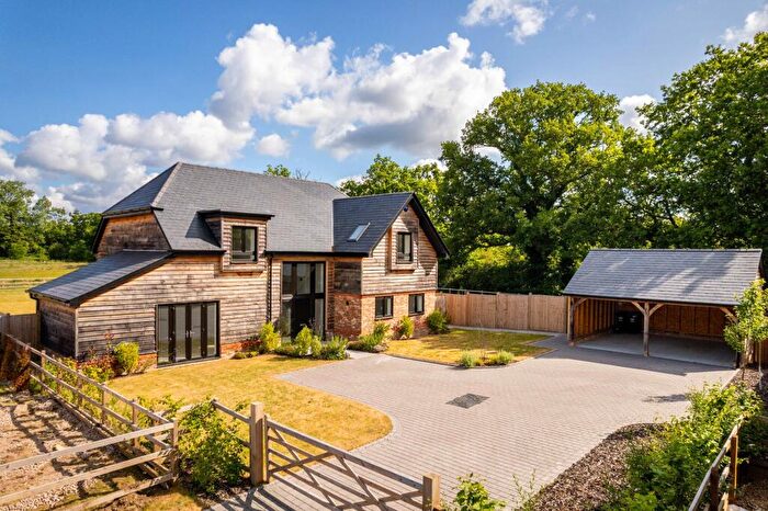 5 Bedroom Detached House For Sale In Oldencraig Mews, Lingfield, RH7