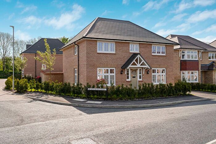 4 Bedroom Detached House To Rent In Greensand Avenue, Barrington, CB22