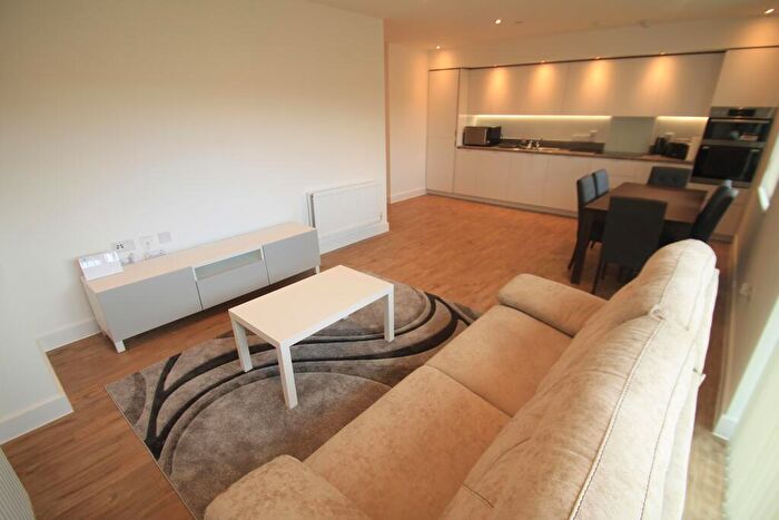 2 Bedroom Apartment To Rent In Stirling Drive, Luton, LU2