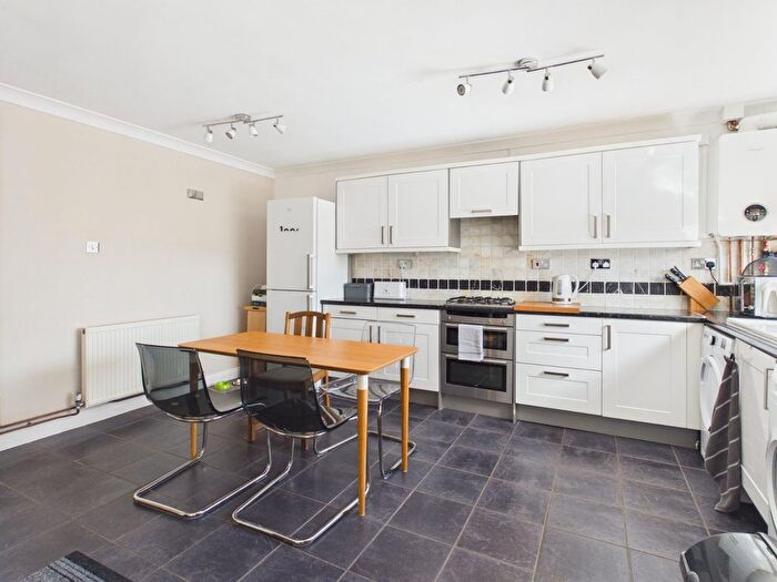 2 Bedroom Flat For Sale In The Broadway, Farnham Common, Buckinghamshire, SL2