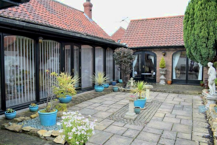 3 Bedroom Character Property For Sale In Church Lane, Appleby, DN15