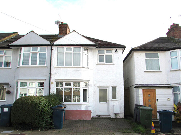 2 Bedroom Flat To Rent In Athelstone Road, Harrow, HA3