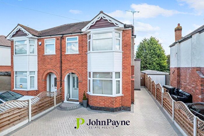 3 Bedroom Semi-Detached House For Sale In Poitiers Road, Cheylesmore, Coventry, CV3
