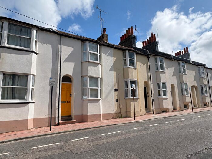 3 Bedroom House To Rent In Castle Street, Brighton, BN1