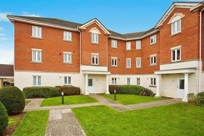 2 Bedroom Apartment For Sale In Heritage Way, Gosport, PO12