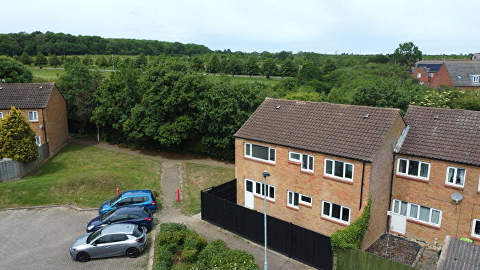 2 Bedroom Apartment For Sale In Browney Path, Bedford, MK41