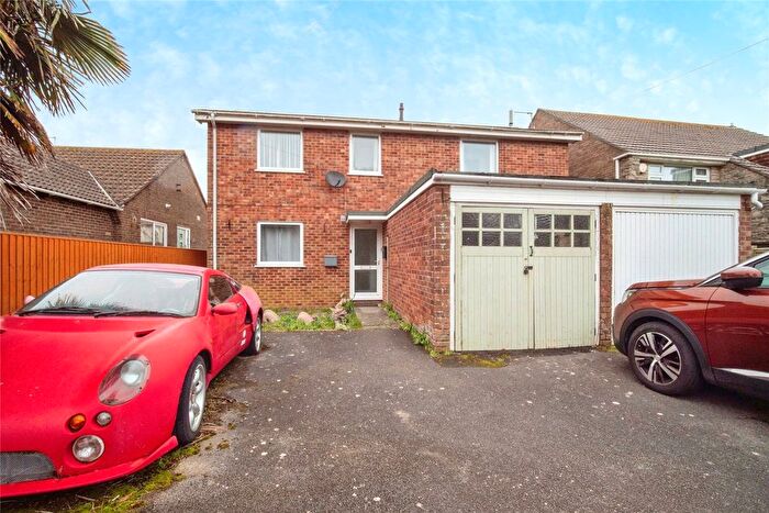 2 Bedroom Flat For Sale In Netherton Road, Weymouth, Dorset, DT4