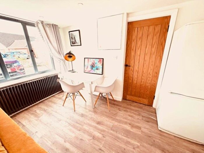 1 Bedroom Maisonette To Rent In Tyneham Close, Aylesbury, HP21