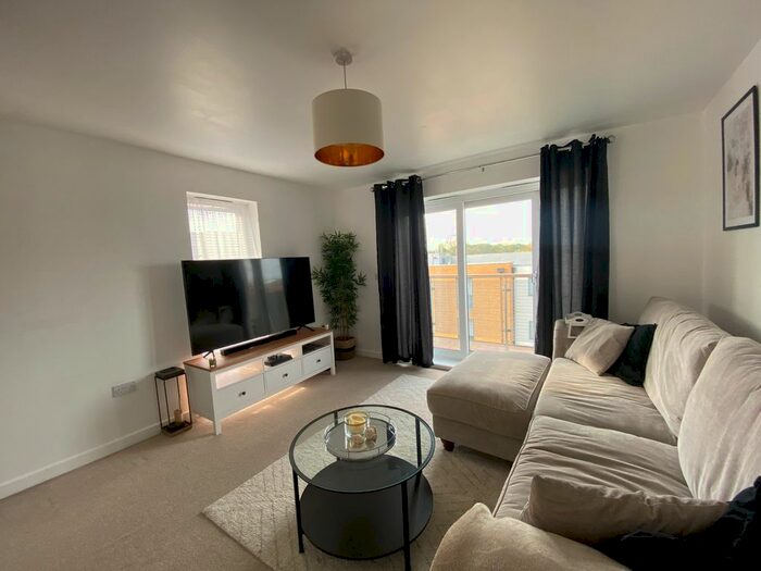 2 Bedroom Flat To Rent In Hackney House, Belvedere DA17
