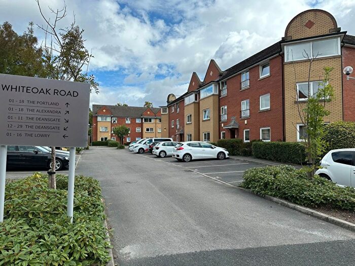 2 Bedroom Flat To Rent In Whiteoak Road, Manchester, M14