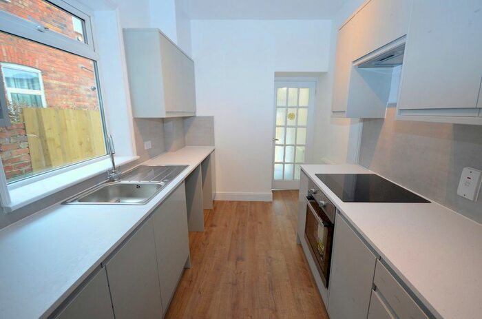 3 Bedroom Terraced House To Rent In Hood Street, Northampton, NN1