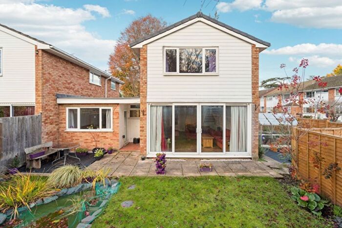 4 Bedroom Detached House For Sale In Wooburn Manor Park, Wooburn Green, HP10