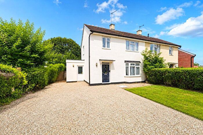 3 Bedroom Semi Detached House To Rent In Stuart Way, Windsor, Berkshire, SL4