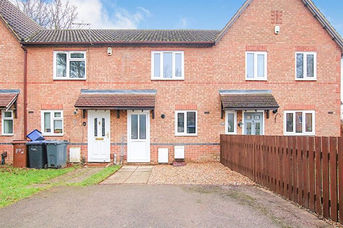 2 Bedroom Terraced House For Sale In Lindisfarne Way, East Hunsbury, NN4