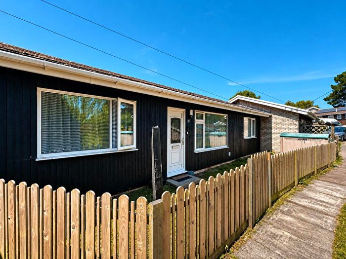 3 Bedroom Bungalow To Rent In Lenwood Road, Northam, Bideford, Devon, EX39