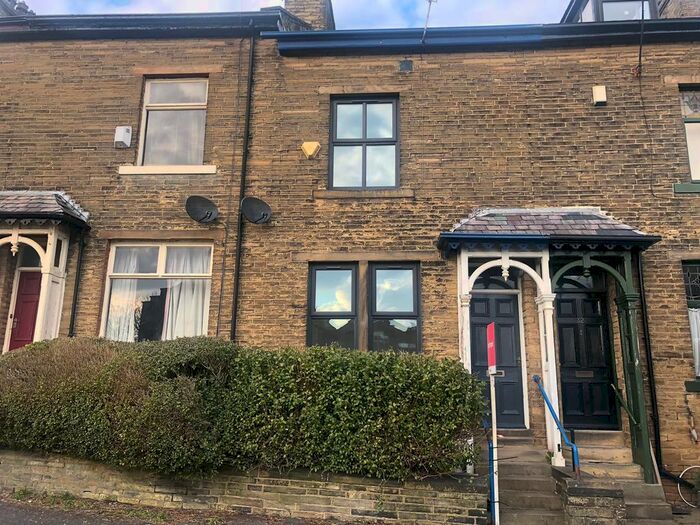4 Bedroom Terraced House To Rent In Highgate, Bradford, West Yorkshire, BD9