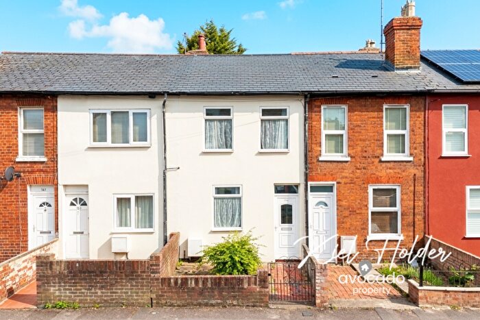 3 Bedroom Terraced House For Sale In Cumberland Road, East Reading, Berkshire, RG1
