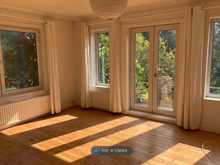 4 Bedroom Detached House To Rent In Woodlands Drive, Bath, BA2