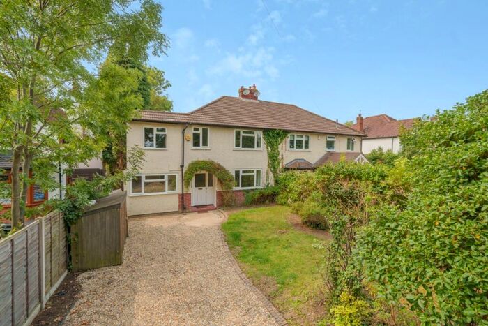 4 Bedroom Semi-Detached House To Rent In Hurst Lane, East Molesey, KT8