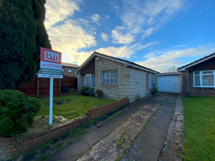 2 Bedroom Bungalow For Sale In Stubbington Close, Willenhall, WV13