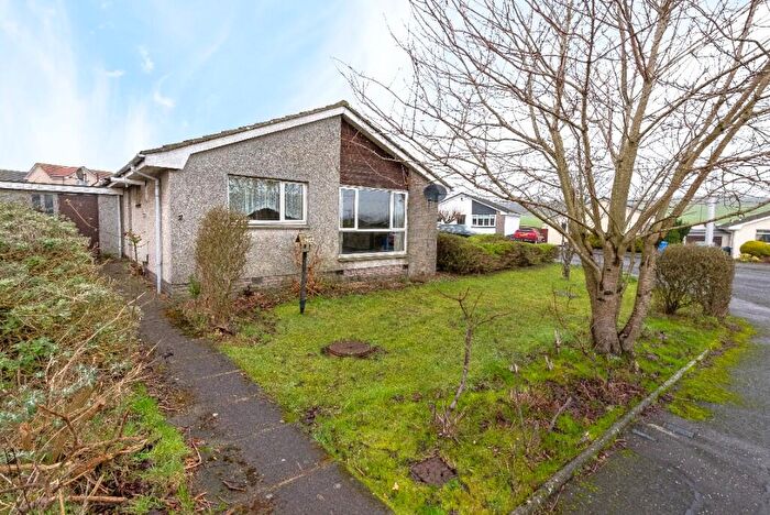 3 Bedroom Detached Bungalow For Sale In Glebe Place, KY3