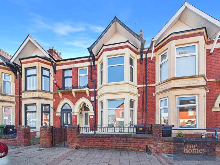 2 Bedroom Flat For Sale In Station Road, Llandaff North, Cardiff, CF14