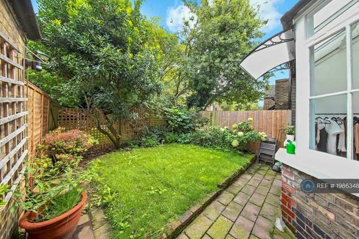 1 Bedroom Flat To Rent In Crouch Hill Crouch End, London, N8