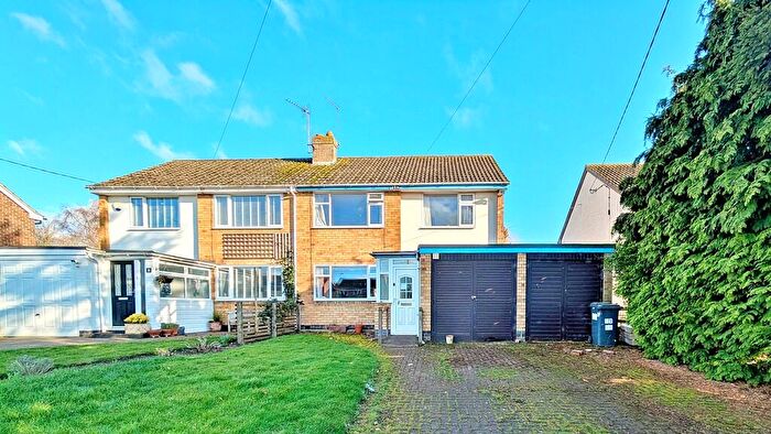 3 Bedroom Semi Detached House For Sale In Hillmorton Lane, Lilbourne, CV23