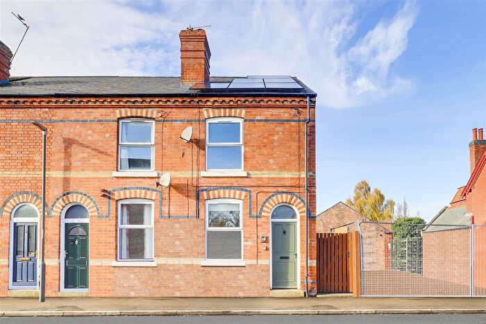 2 Bedroom End Terrace House For Sale In King Street, Long Eaton, Nottinghamshire, NG10