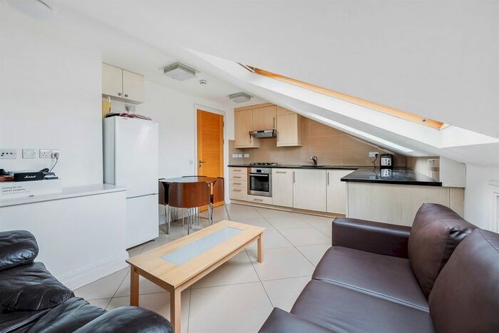 1 Bedroom Flat To Rent In Grange Park, London, W5