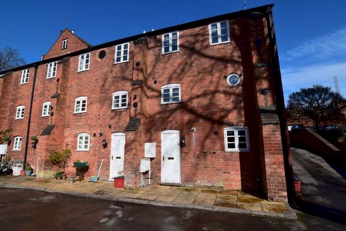 2 Bedroom Property To Rent In New Brook Street, Leamington Spa, CV32