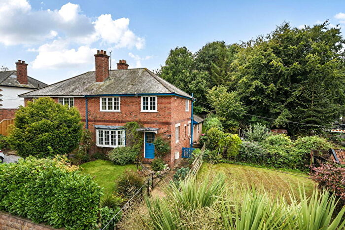 3 Bedroom Semi-Detached House For Sale In Budleigh Hill, East Budleigh, Budleigh Salterton, EX9