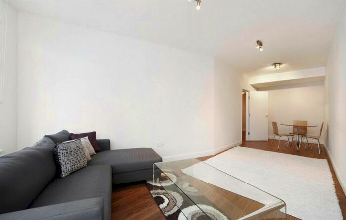 2 Bedroom Flat To Rent In Warren Court, - Euston Road, NW1