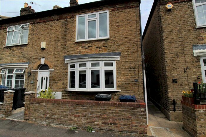 3 Bedroom End Of Terrace House To Rent In Bedford Road, London, W13