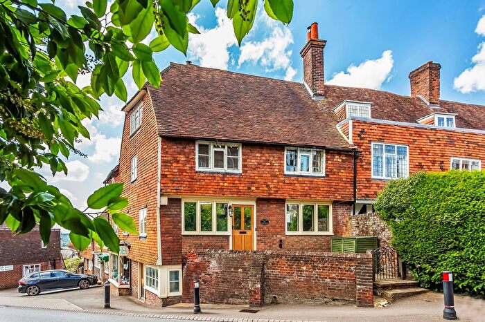 3 Bedroom Cottage To Rent In High Street, Goudhurst, TN17