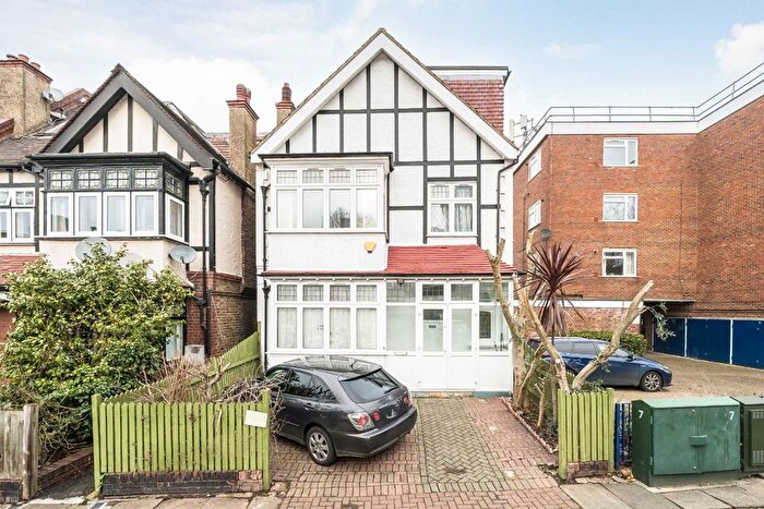 7 Bedroom Property For Sale In Telford Avenue, Streatham, SW2